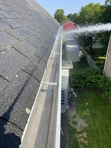 JP GUTTER CLEANING AND SERVICES INC