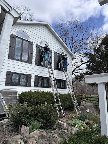 Superior Window & Gutter Cleaning
