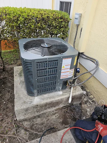 HVAC SPECIALIST AIR DUCT CLEANERS