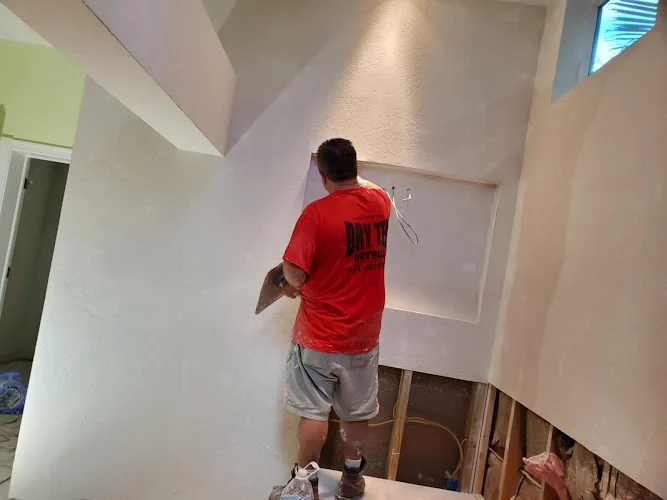 DRY TEK DRYWALL SERVICE