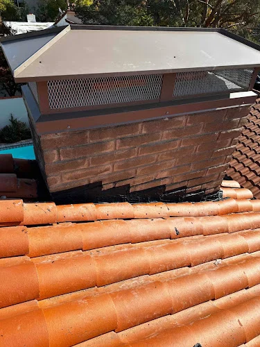 Den Defenders Chimney & Fireplace Service